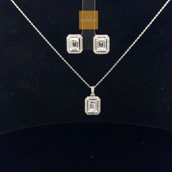 Elegant Silver Jewelry Set