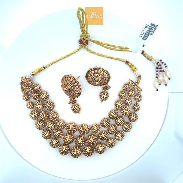 Elegant Traditional Jewelry Set