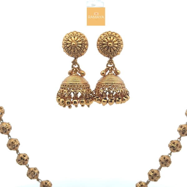 Elegant Gold Jewelry Set