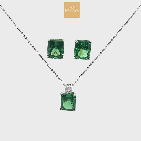 Elegant Green Gemstone Jewelry Set