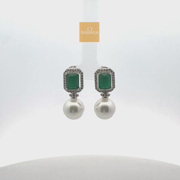 Elegant Green and Pearl Earrings