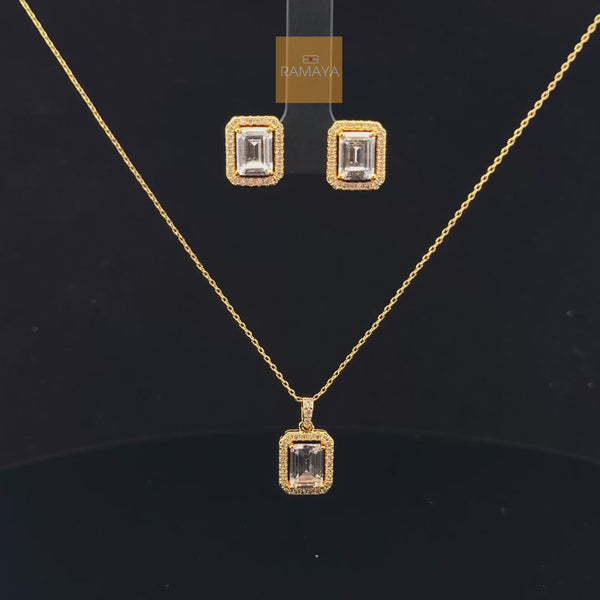 Elegant Gold Jewelry Set