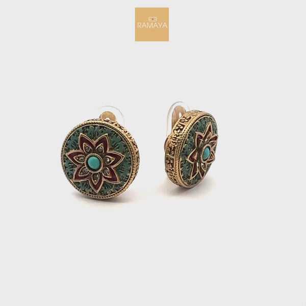 Elegant Floral Design Earrings